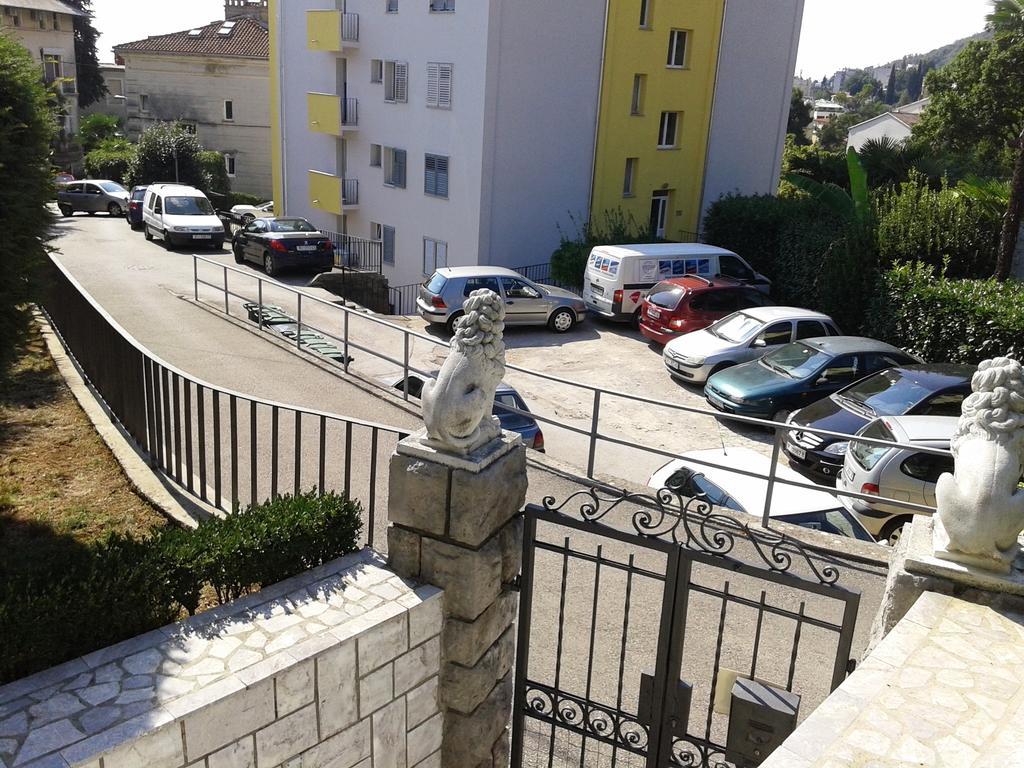 Ferienwohnung Opatija Centar Zimmer foto